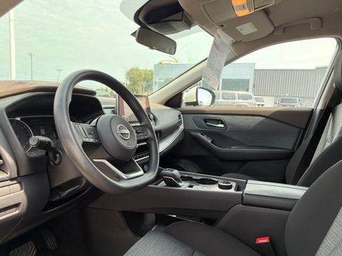 Used 2023 Nissan Rogue SV AWD/4WD image 15