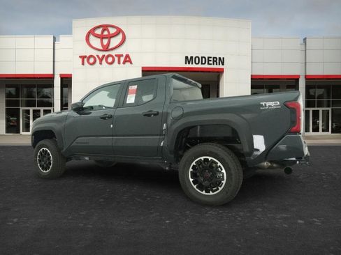 New 2026 Toyota Tacoma TRD Off-Road AWD/4WD image 8