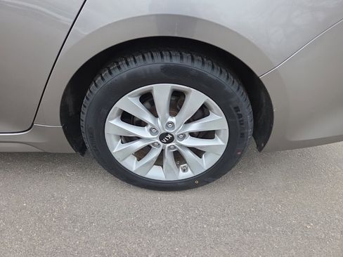 Used 2017 Kia Optima EX image 21