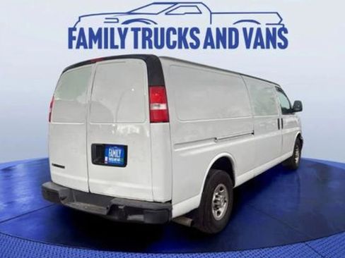 Used 2019 Chevrolet Express 3500 Extended w/ Driver Convenience Package image 5