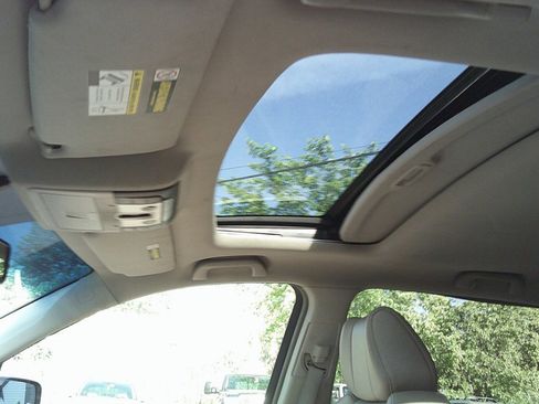 Used 2011 Acura MDX AWD/4WD image 17