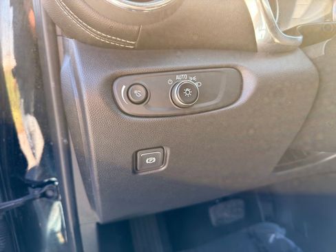 Used 2023 Chevrolet Blazer LT w/ Midnight/Sport Edition image 19