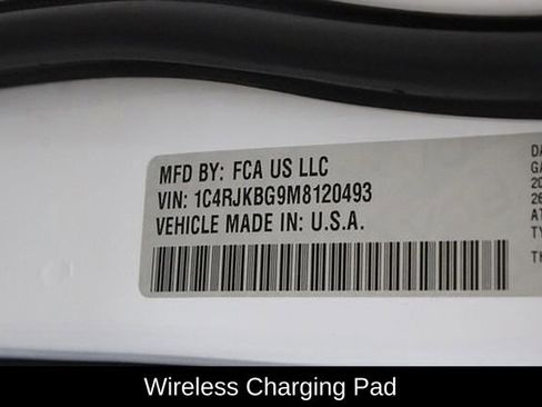 Used 2021 Jeep Grand Cherokee L Limited w/ Luxury Tech Group II image 24