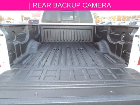 Certified 2024 Nissan Titan SV w/ SV Convenience Package image 13