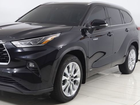 Used 2020 Toyota Highlander Limited AWD/4WD image 56