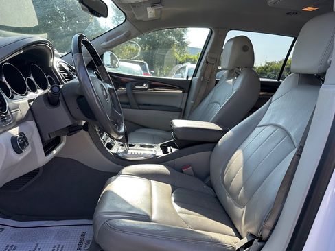 Used 2016 Buick Enclave Leather w/ Trailering Package FWD image 10