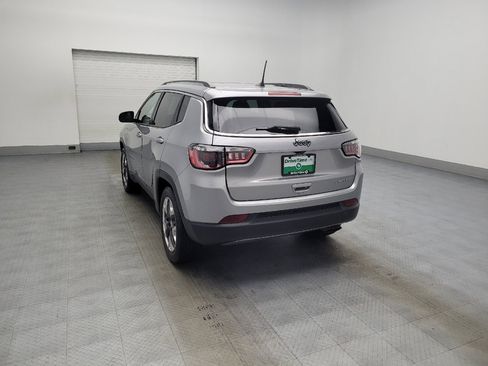 Used 2019 Jeep Compass Limited FWD image 5