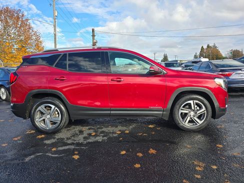 Used 2019 GMC Terrain SLT image 6