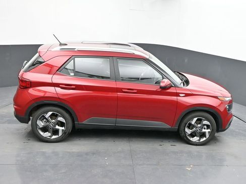 Used 2025 Hyundai Venue SEL image 60