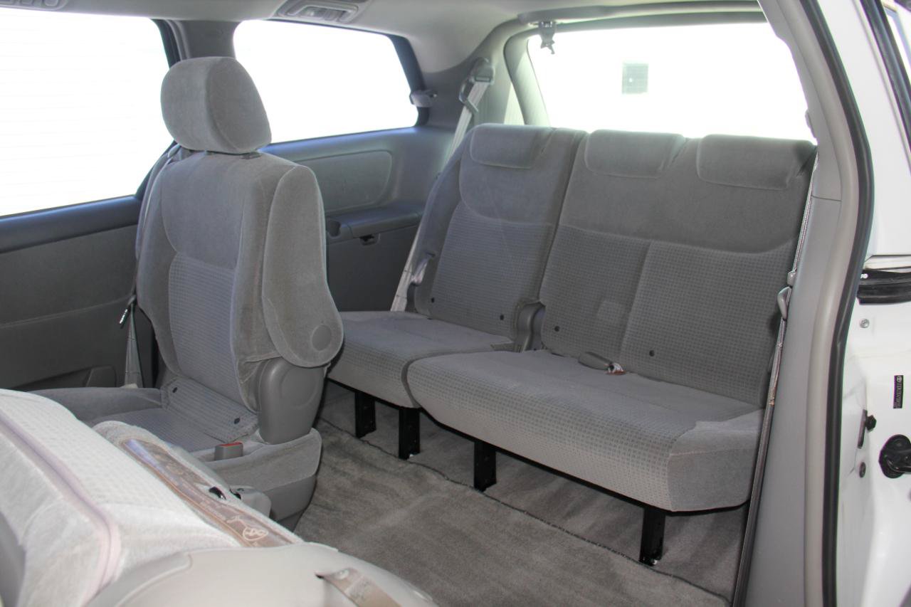 Used 2007 Toyota Sienna CE FWD image 21