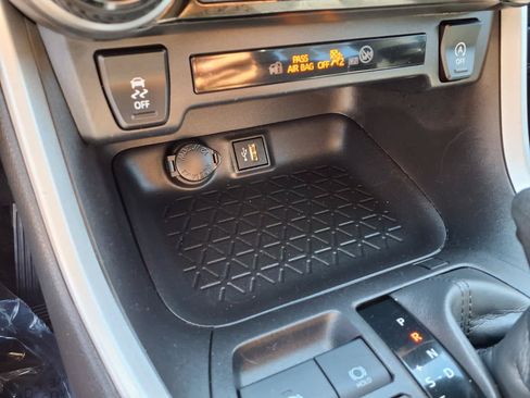 Certified 2024 Toyota RAV4 XLE FWD image 24