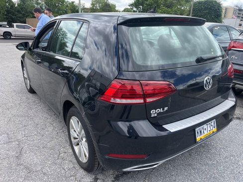 Used 2018 Volkswagen Golf SE FWD image 5
