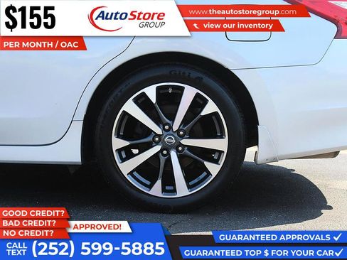 Used 2016 Nissan Altima 2.5 SR w/ LED Appearance Package FWD image 9