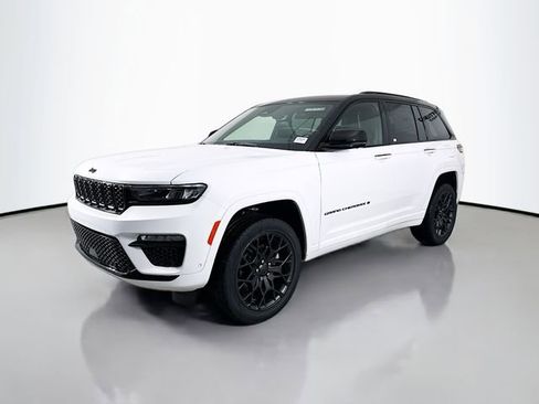 New 2025 Jeep Grand Cherokee Summit w/ Obsidian Package image 3