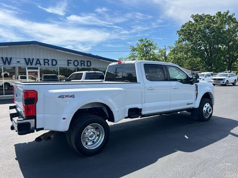 Used 2024 Ford F450 Lariat w/ Lariat Ultimate Package AWD/4WD image 5