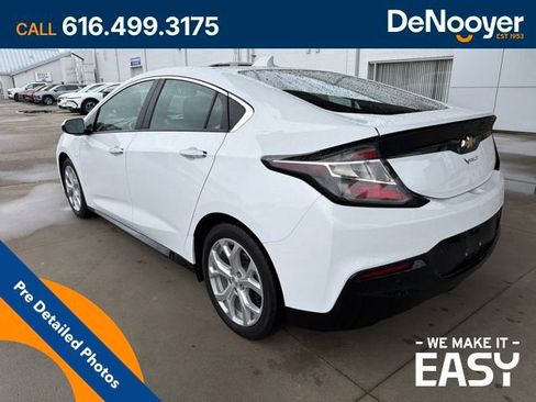 Used 2019 Chevrolet Volt Premier w/ Driver Confidence II Package FWD image 7