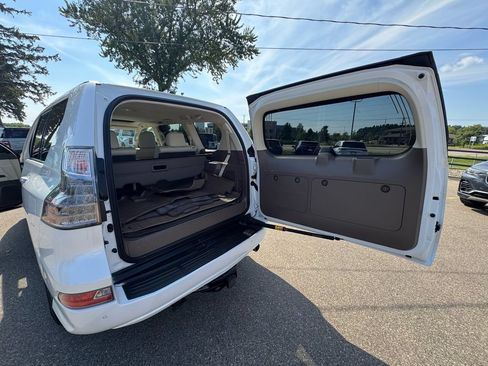 Used 2019 Lexus GX 460 Premium AWD/4WD image 30