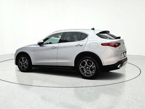Used 2019 Alfa Romeo Stelvio AWD w/ Cold Weather Package image 4