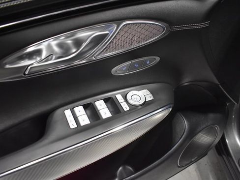 Used 2023 Genesis GV70 2.5T Sport Prestige w/ Sport Prestige Package image 15