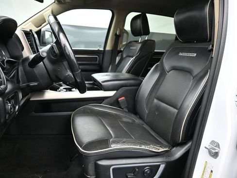 Used 2020 RAM 1500 Laramie AWD/4WD image 4