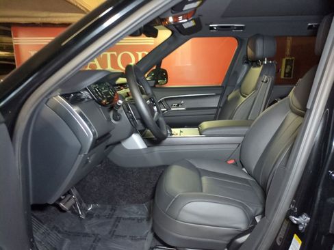 New 2026 Land Rover Range Rover SE AWD/4WD image 15