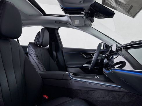 New 2026 Mercedes-Benz E 350 Sedan image 6