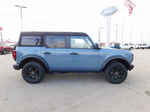 New 2024 Ford Bronco Black Diamond image 2