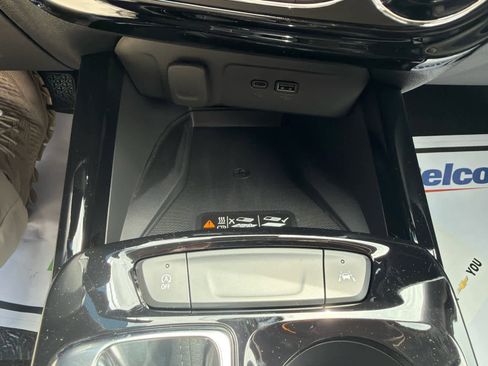 New 2026 Chevrolet Trax ACTIV w/ Sunroof Package FWD image 20