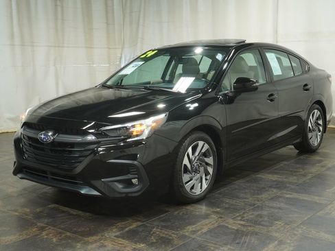 Used 2024 Subaru Legacy Limited AWD/4WD image 2
