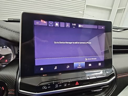 Used 2022 Jeep Compass Trailhawk image 16