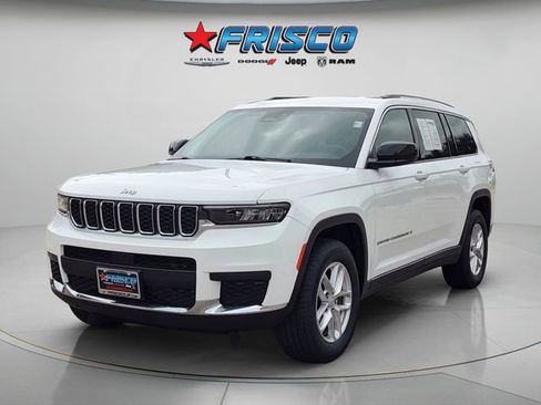 Used 2021 Jeep Grand Cherokee L Laredo w/ Luxury Tech Group I AWD/4WD image 3