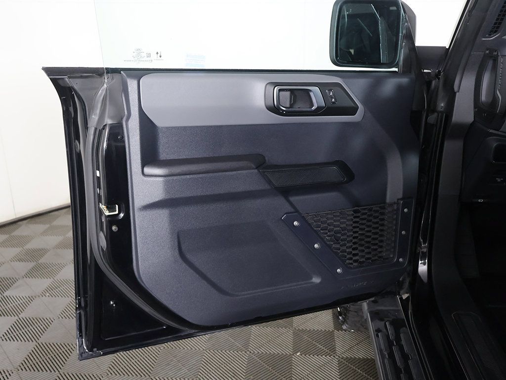 Used 2024 Ford Bronco Big Bend w/ Sasquatch Package AWD/4WD image 21
