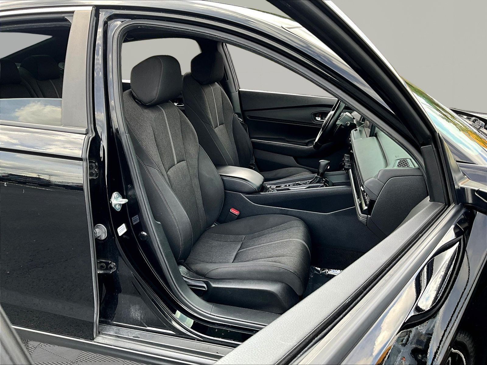 Used 2024 Honda Accord Sport image 28
