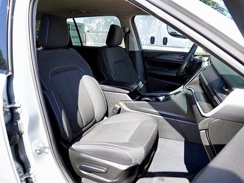 Certified 2023 Jeep Grand Cherokee L Laredo RWD image 13