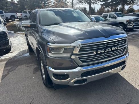 Used 2022 RAM 1500 Laramie AWD/4WD image 15