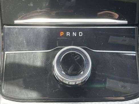 New 2025 Jeep Grand Cherokee L Laredo image 17