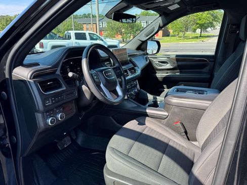 Used 2022 GMC Yukon SLE AWD/4WD image 16