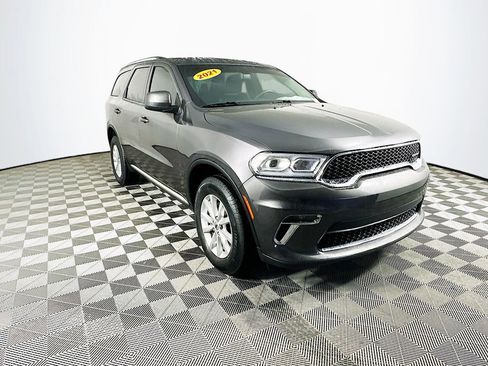 Certified 2021 Dodge Durango SXT image 2