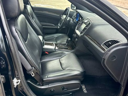 Used 2013 Chrysler 300 C w/ Harman Kardon Audio Group RWD image 13