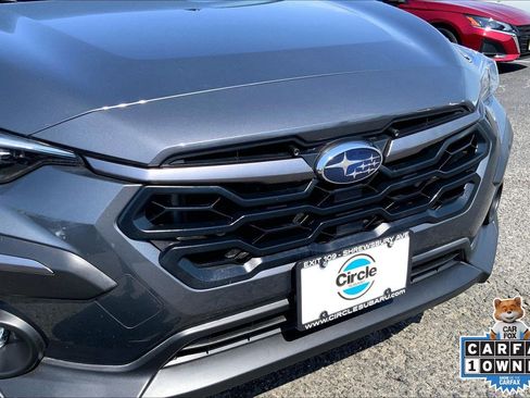 Certified 2024 Subaru Crosstrek 2.5i Limited w/ Crosstrek Mirror Package image 31