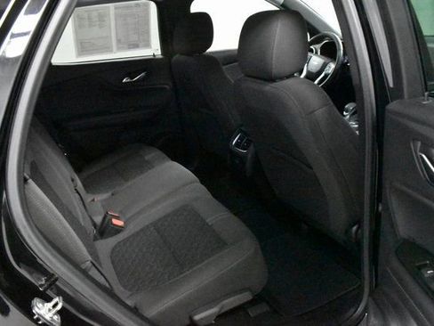 Used 2022 Chevrolet Blazer LT image 17