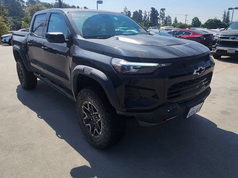 Used 2023 Chevrolet Colorado ZR2 AWD/4WD image 8