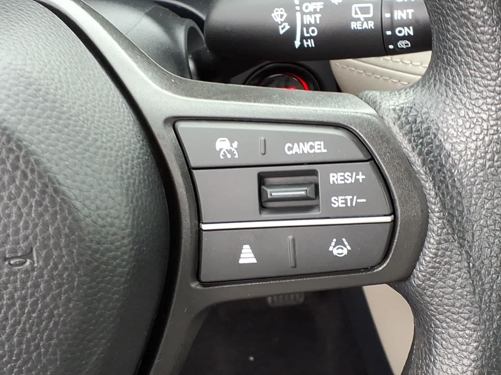 Used 2025 Honda HR-V LX image 18