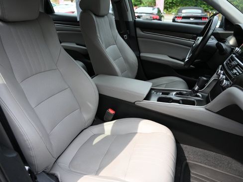 Used 2020 Honda Accord EX-L image 19