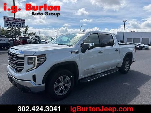 Used 2025 GMC Sierra 1500 SLT AWD/4WD image 4