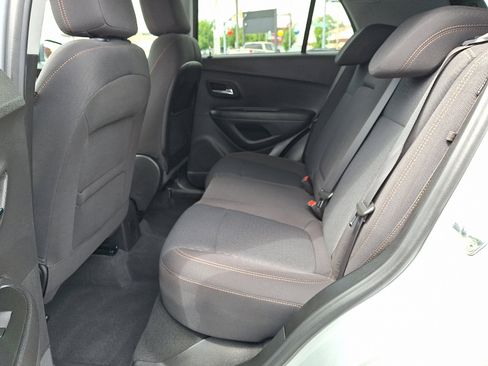 Used 2020 Chevrolet Trax LS w/ Tint and Cruise Package AWD/4WD image 11