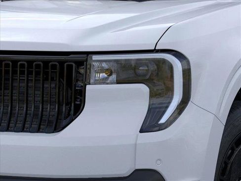 New 2026 Ford Maverick Lobo Premium AWD/4WD image 19