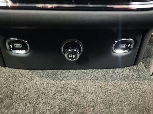 Used 2021 Bentley Bentayga Speed AWD/4WD image 42