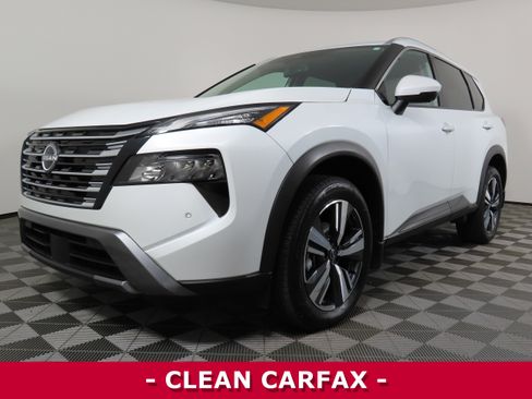 Certified 2025 Nissan Rogue SL image 3