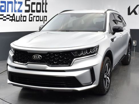 Used 2021 Kia Sorento S FWD image 1